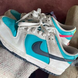 Nike Kids Teal and White Sneakers